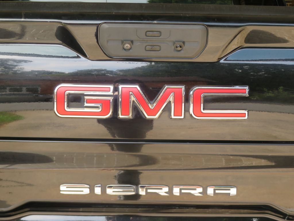 Photo 72 of this GMC SIERRA LIMITED