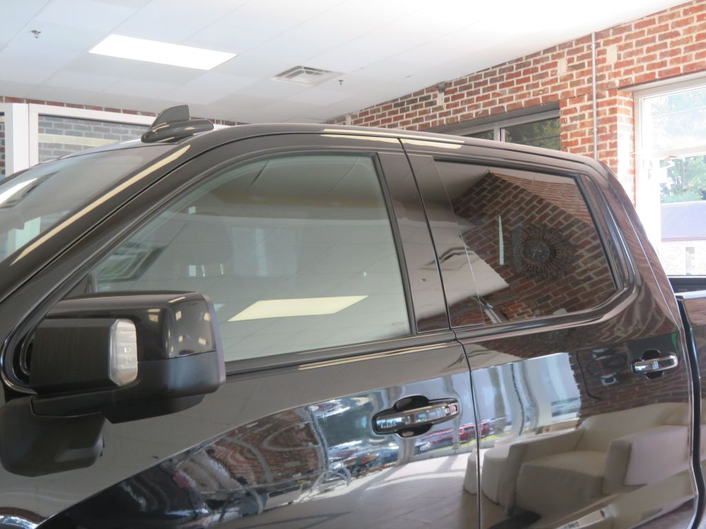 Photo 82 of this GMC SIERRA LIMITED