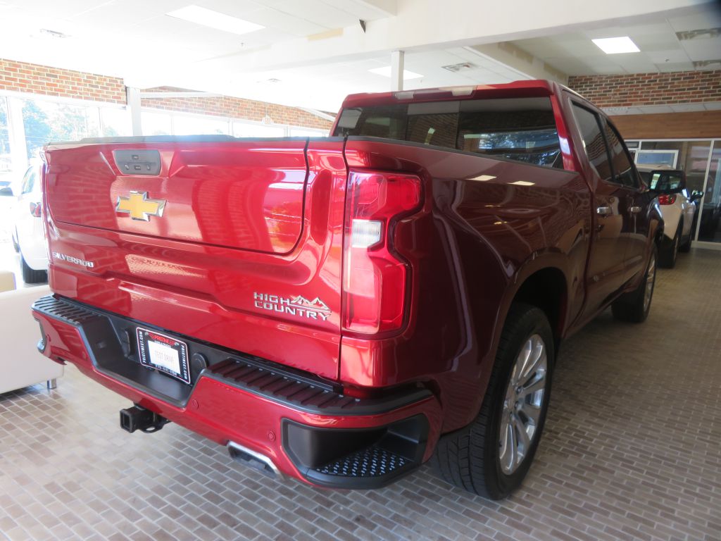 Photo 4 of this CHEVROLET SILVERADO LTD 1