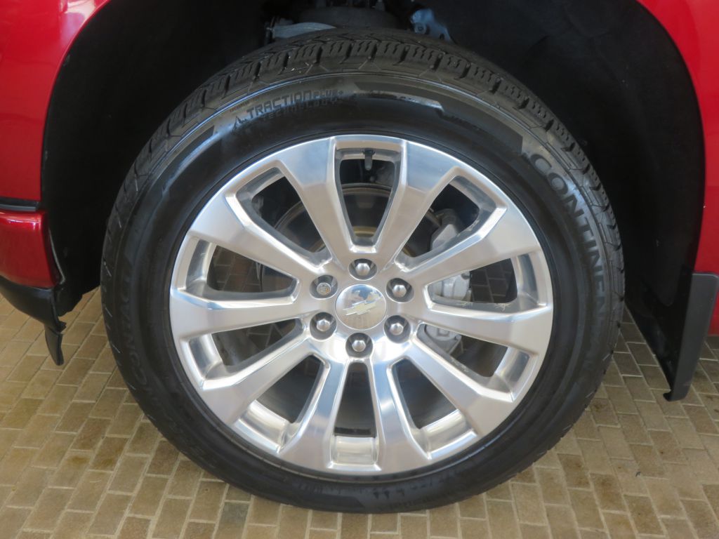 Photo 7 of this CHEVROLET SILVERADO LTD 1