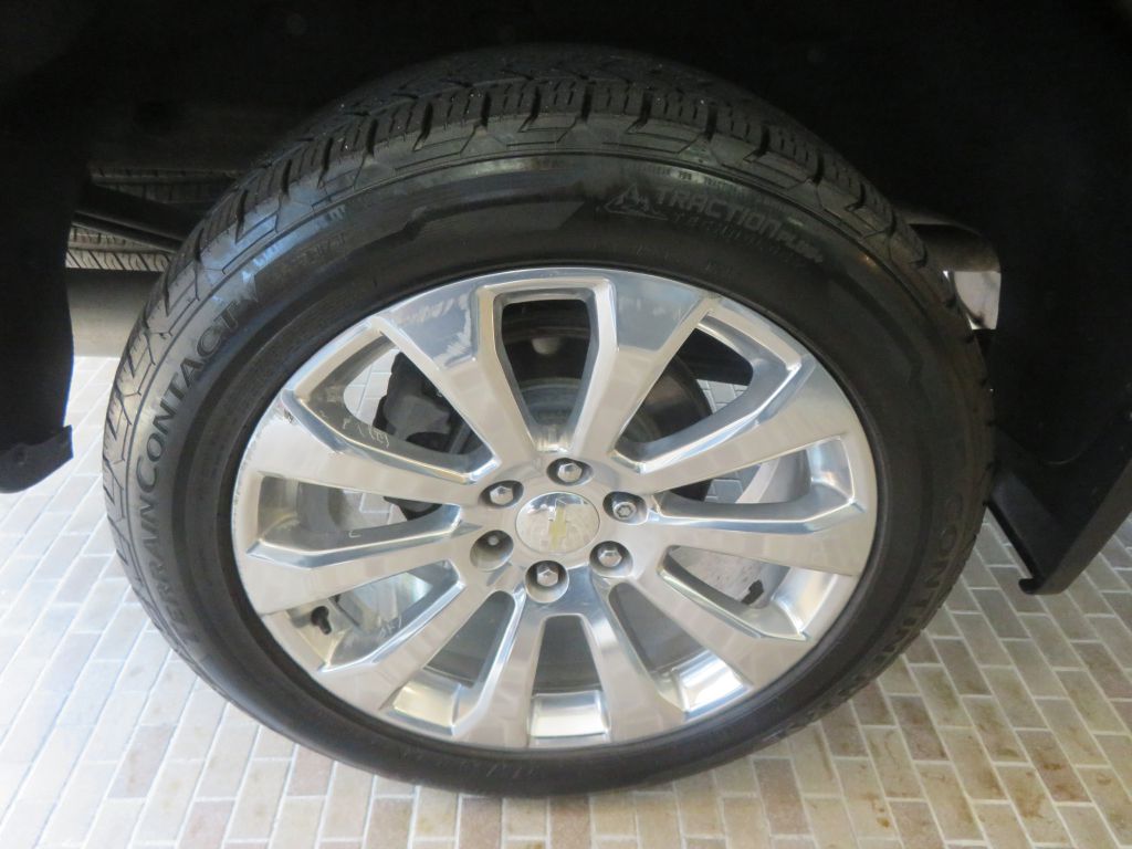 Photo 9 of this CHEVROLET SILVERADO LTD 1