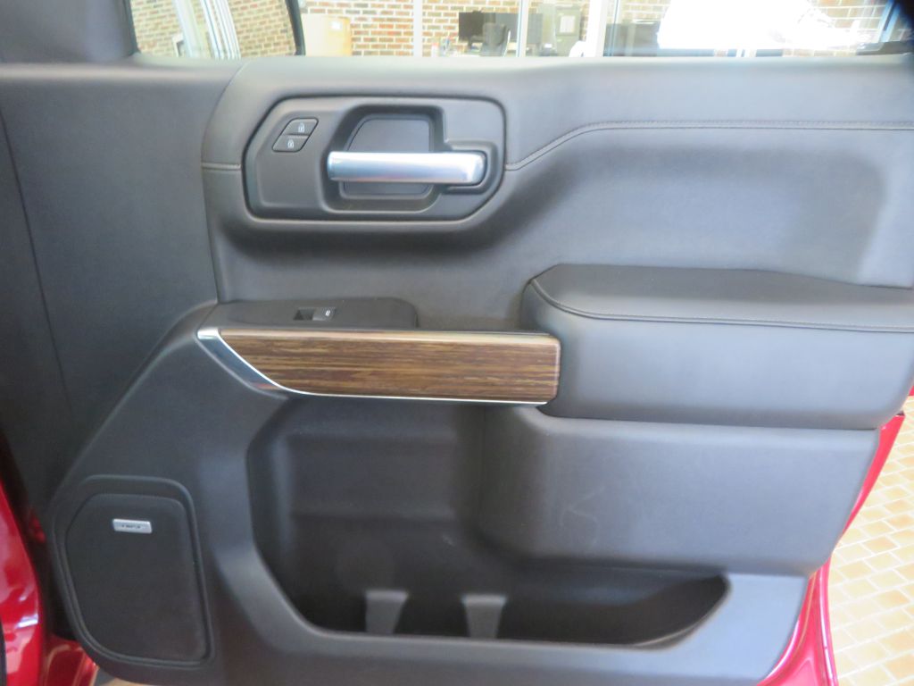 Photo 25 of this CHEVROLET SILVERADO LTD 1
