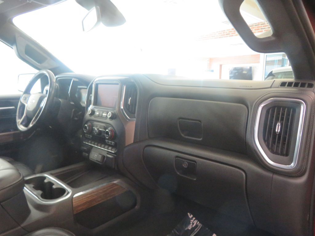 Photo 29 of this CHEVROLET SILVERADO LTD 1