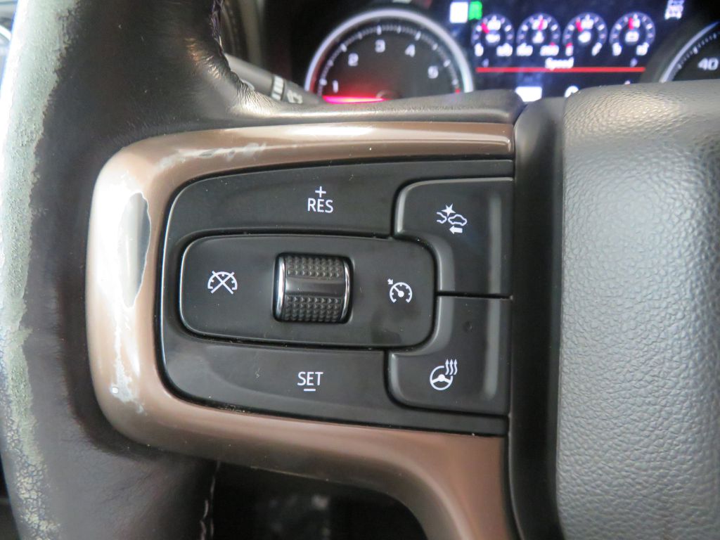 Photo 33 of this CHEVROLET SILVERADO LTD 1