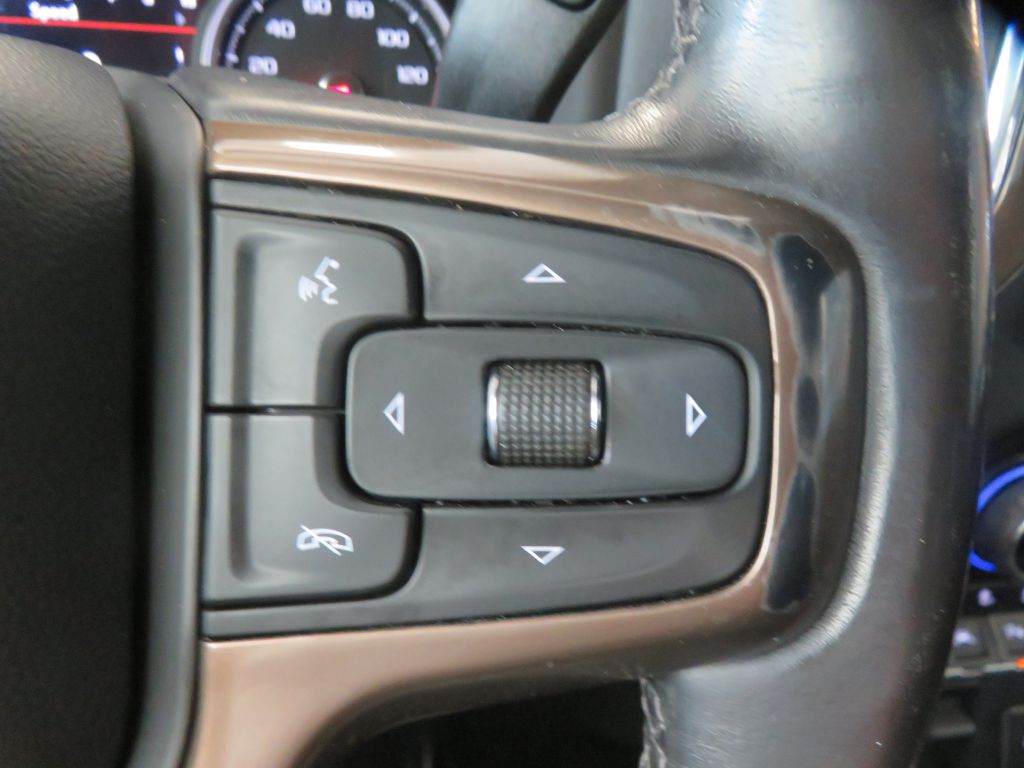 Photo 34 of this CHEVROLET SILVERADO LTD 1