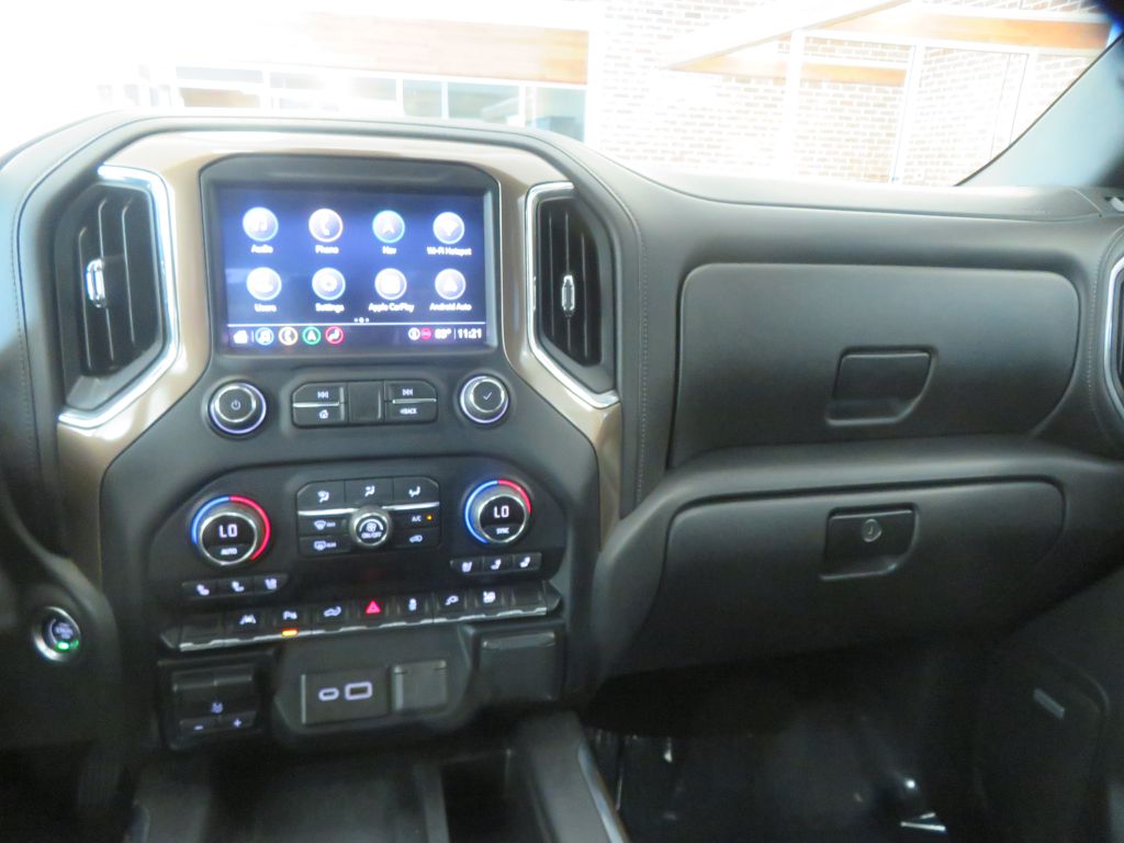 Photo 38 of this CHEVROLET SILVERADO LTD 1