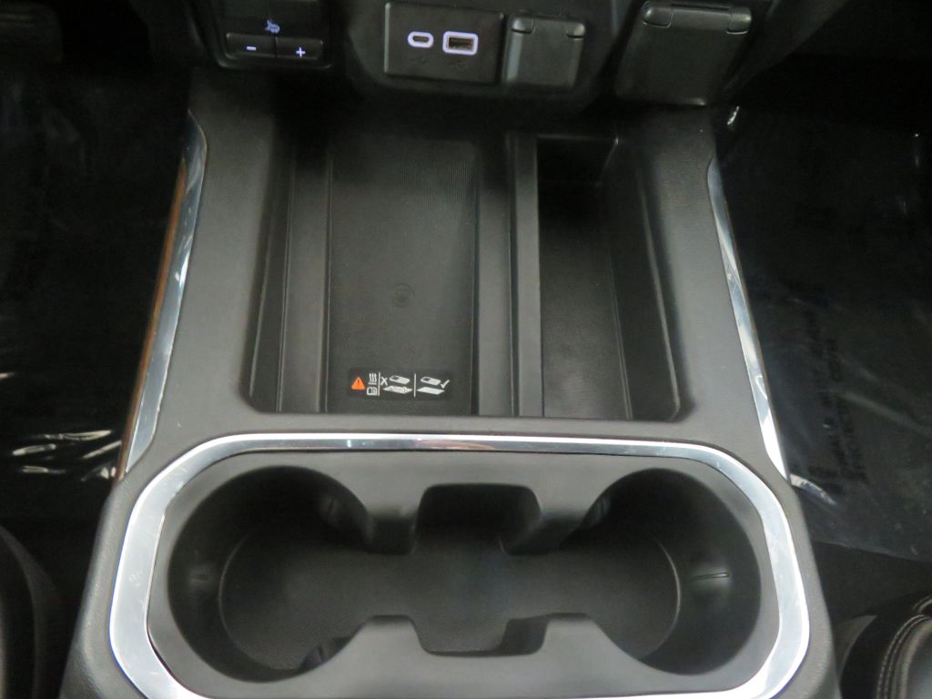 Photo 48 of this CHEVROLET SILVERADO LTD 1