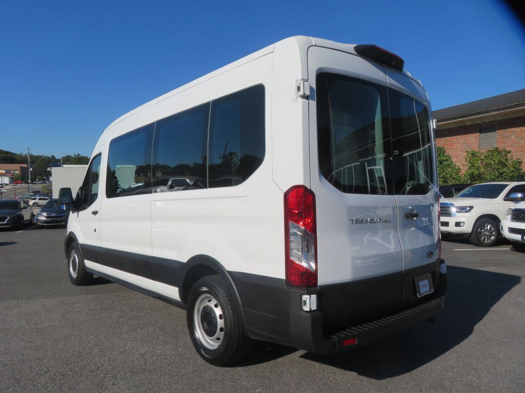Photo 6 of this FORD TRANSIT