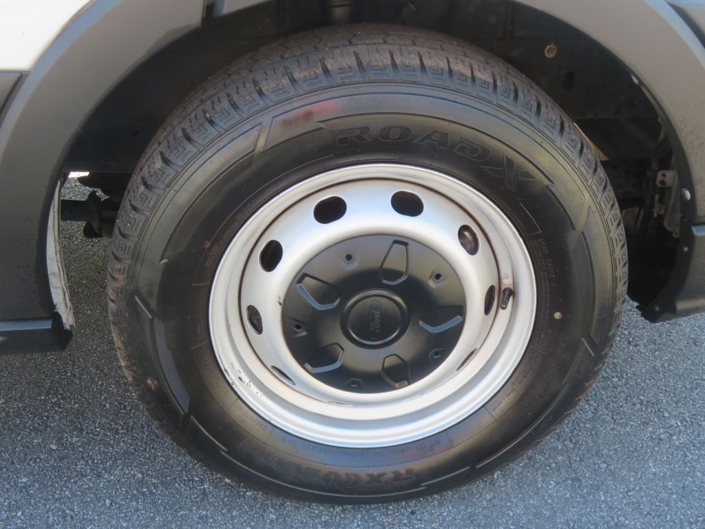 Photo 10 of this FORD TRANSIT