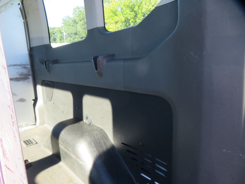 Photo 24 of this FORD TRANSIT