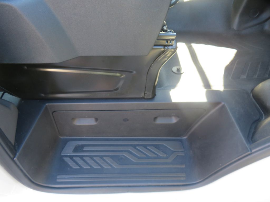 Photo 33 of this FORD TRANSIT