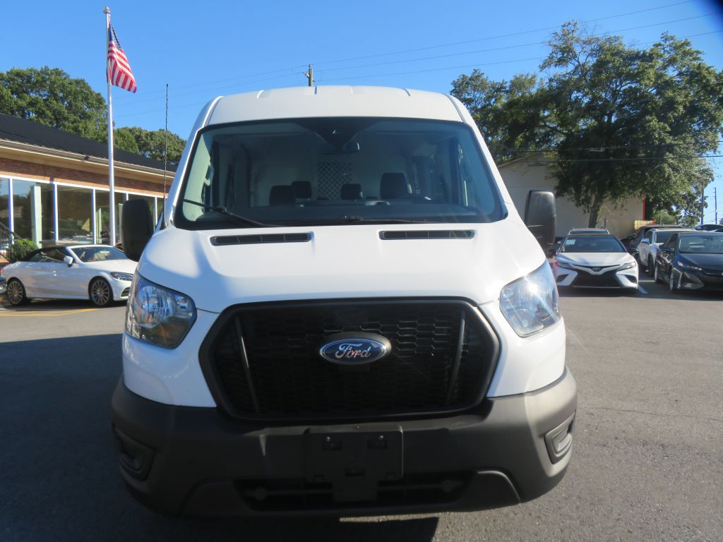 Photo 62 of this FORD TRANSIT