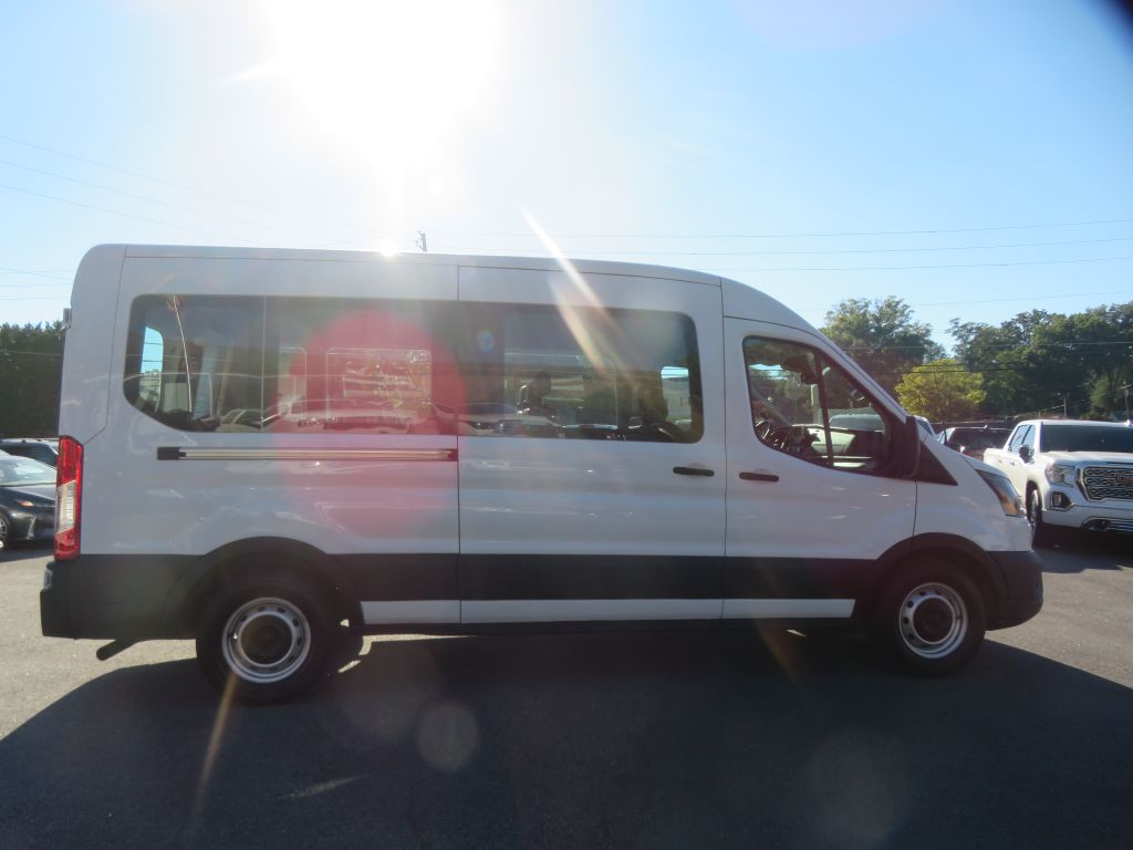 Photo 65 of this FORD TRANSIT