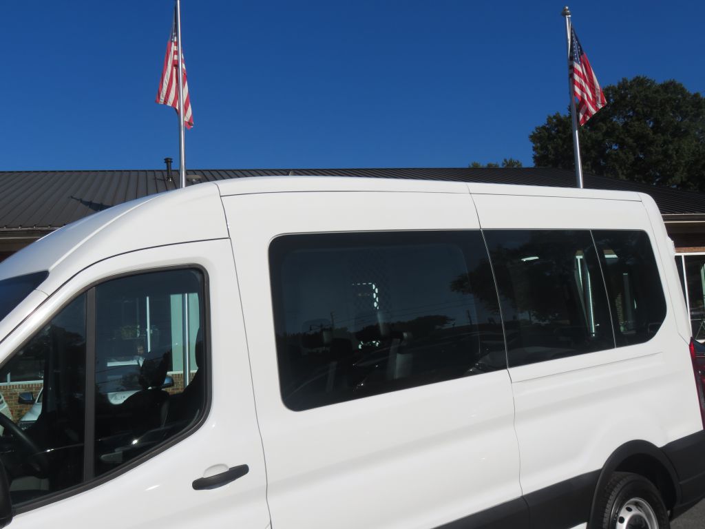 Photo 75 of this FORD TRANSIT