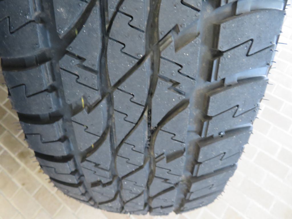 Photo 12 of this TOYOTA TACOMA
