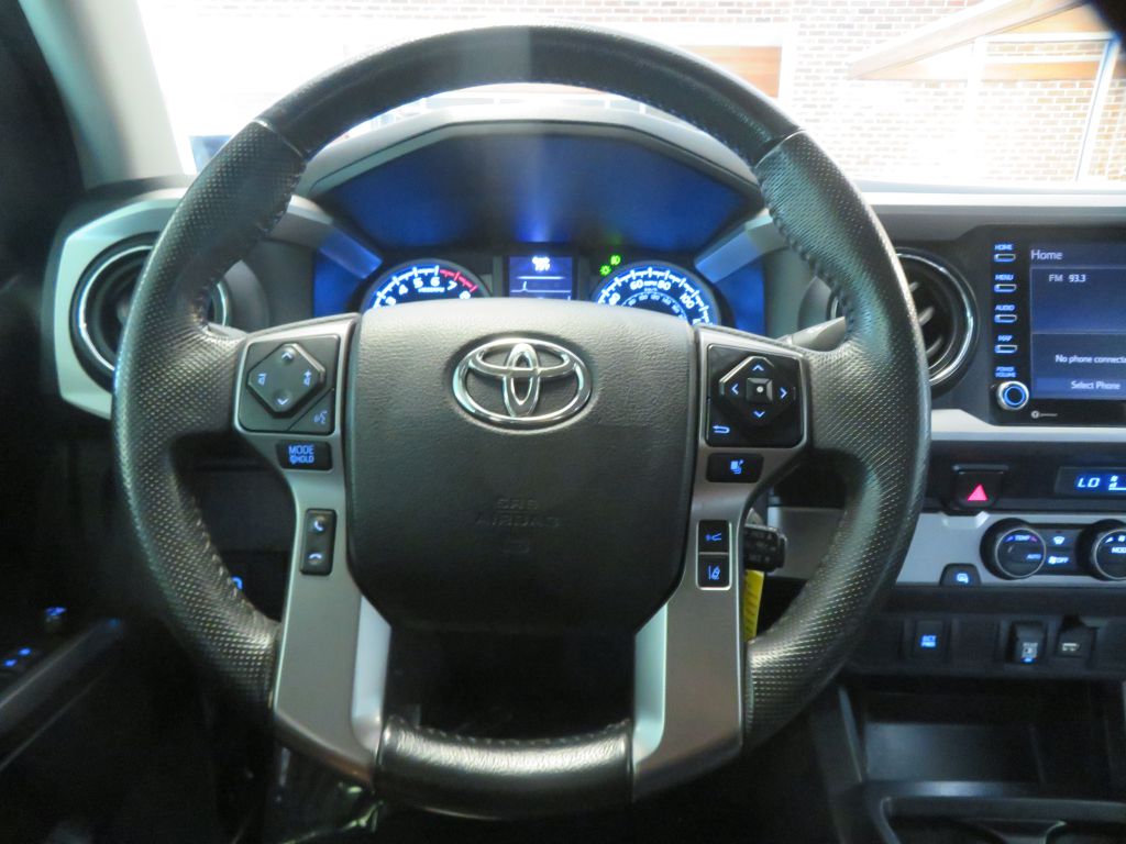 Photo 27 of this TOYOTA TACOMA