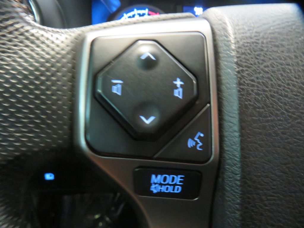 Photo 30 of this TOYOTA TACOMA