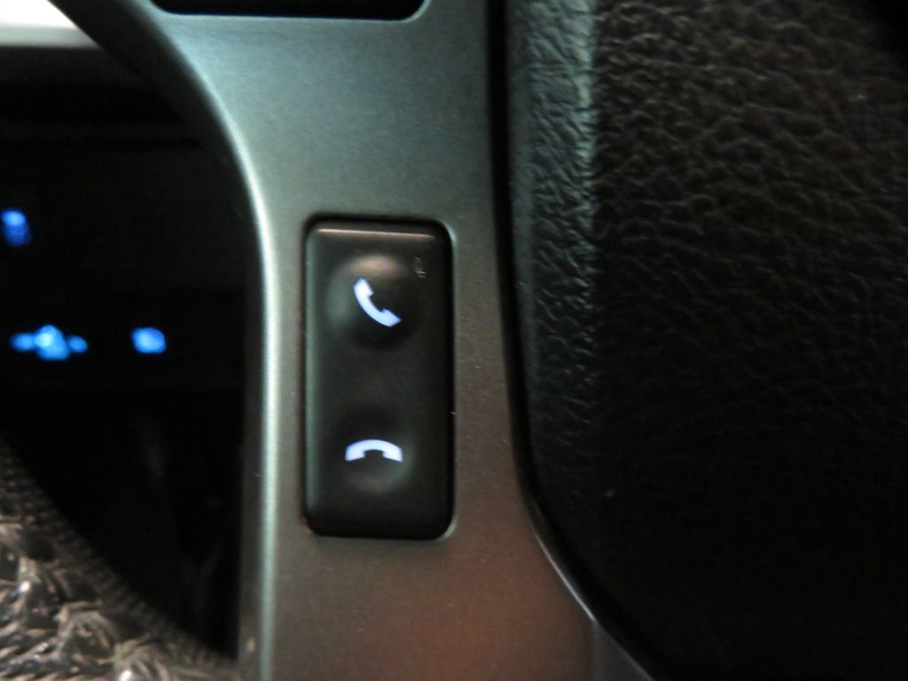 Photo 31 of this TOYOTA TACOMA