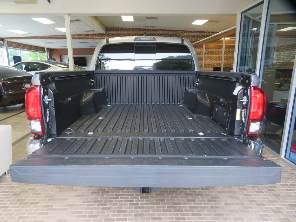 Photo 47 of this TOYOTA TACOMA