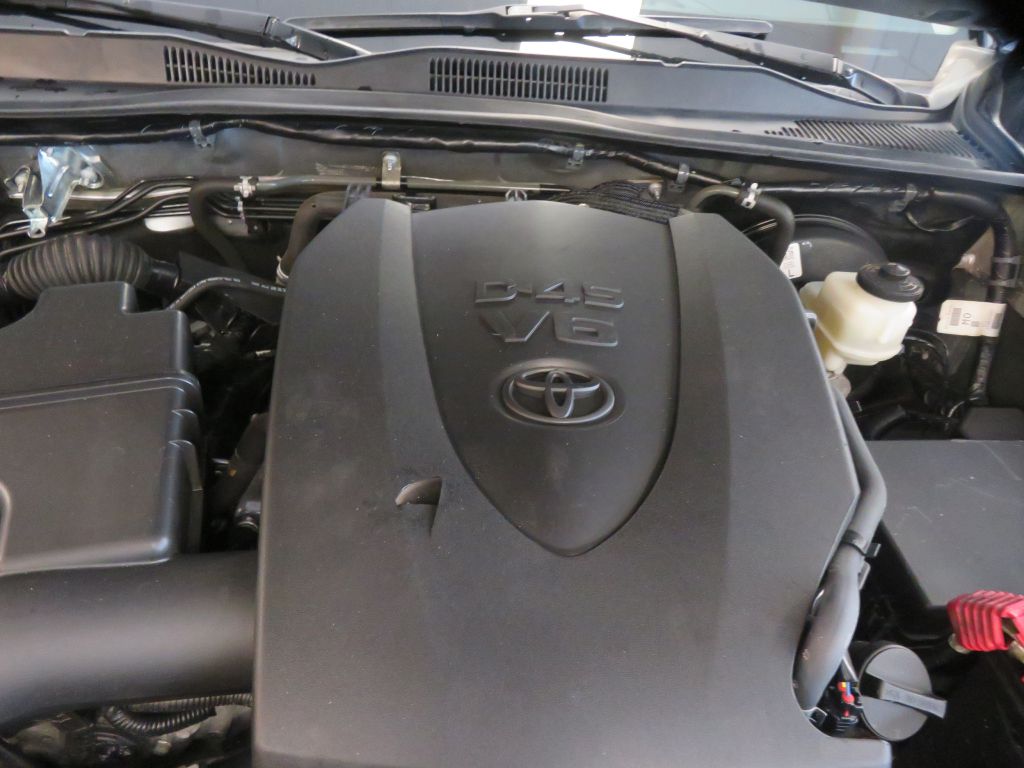 Photo 55 of this TOYOTA TACOMA