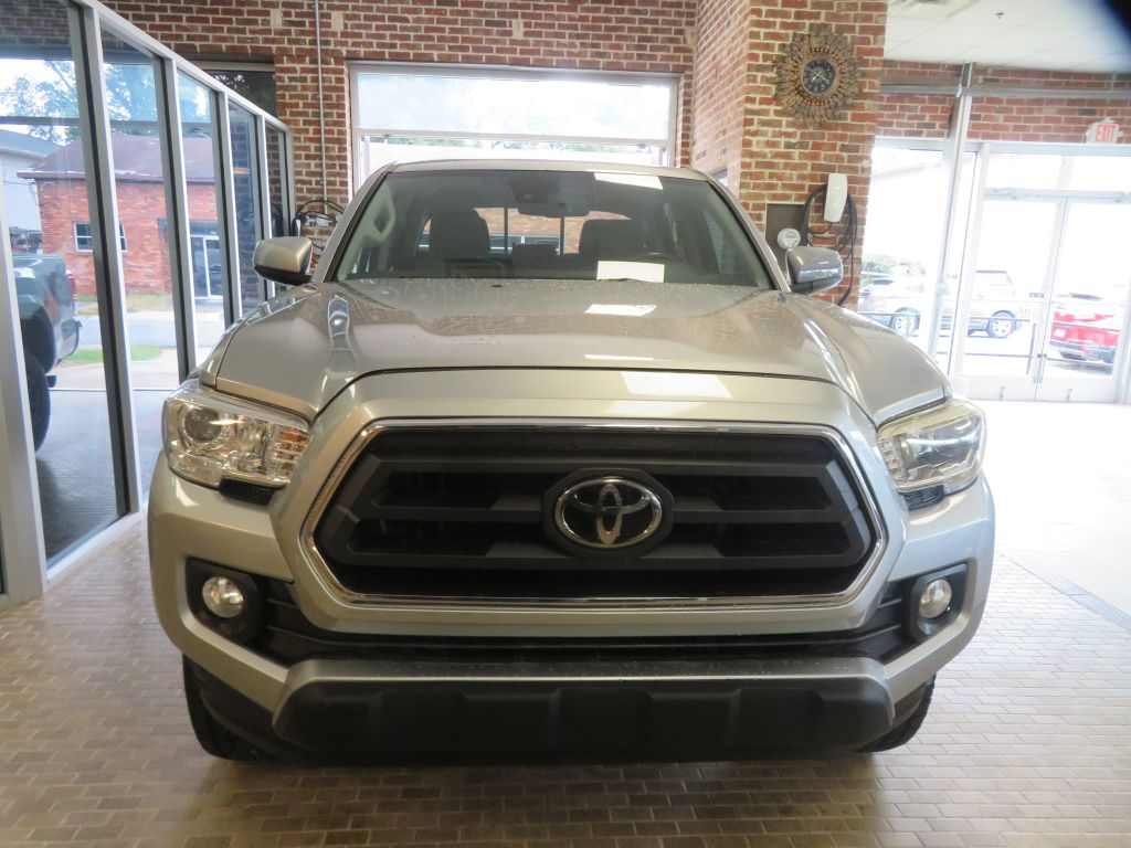 Photo 61 of this TOYOTA TACOMA
