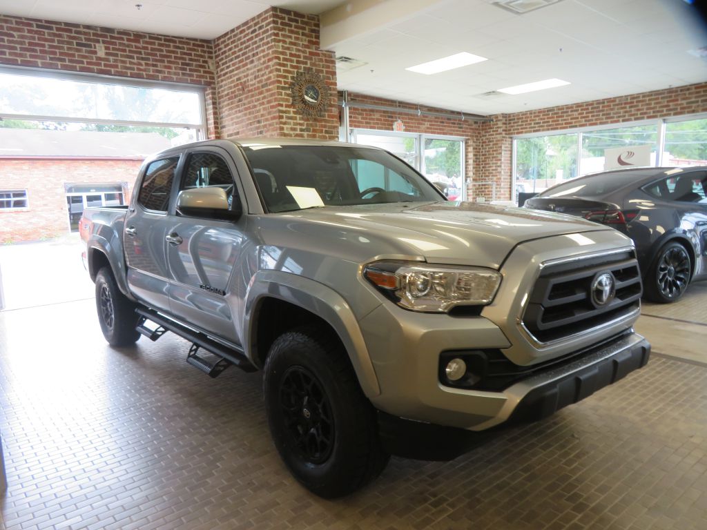 Photo 63 of this TOYOTA TACOMA