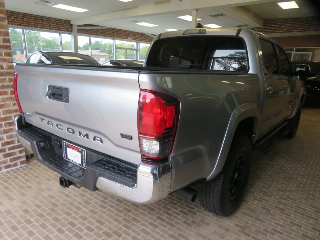 Photo 68 of this TOYOTA TACOMA