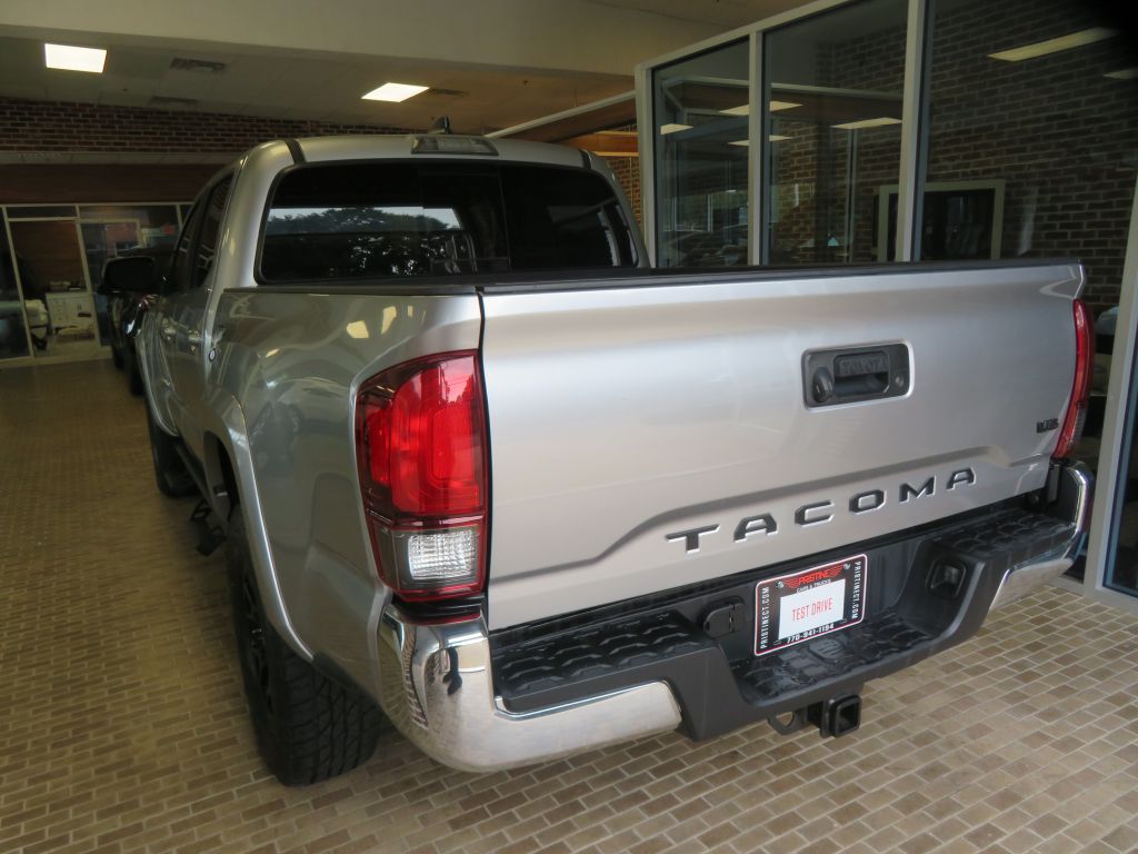 Photo 70 of this TOYOTA TACOMA