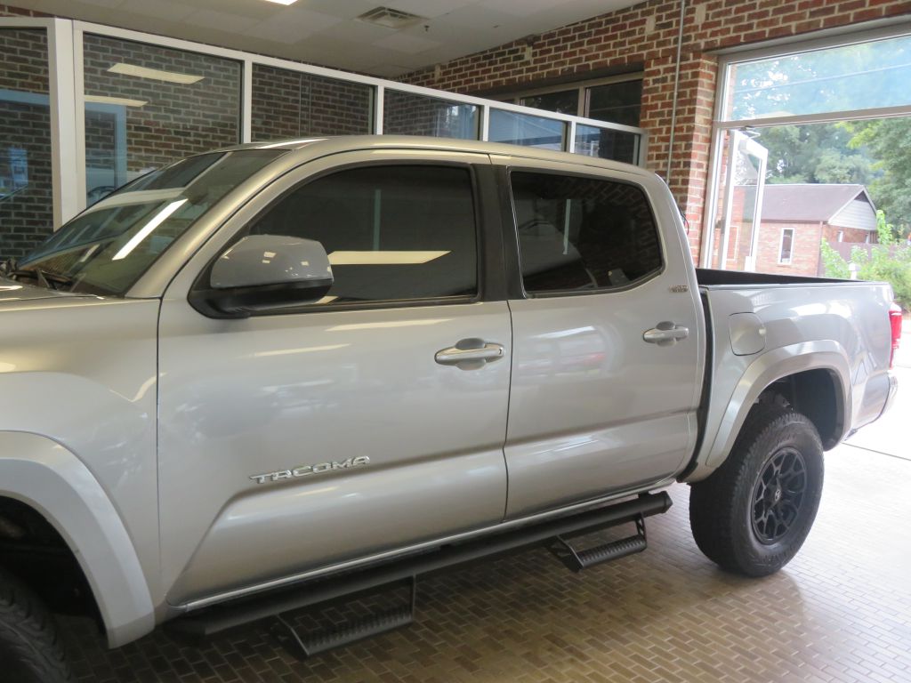 Photo 71 of this TOYOTA TACOMA
