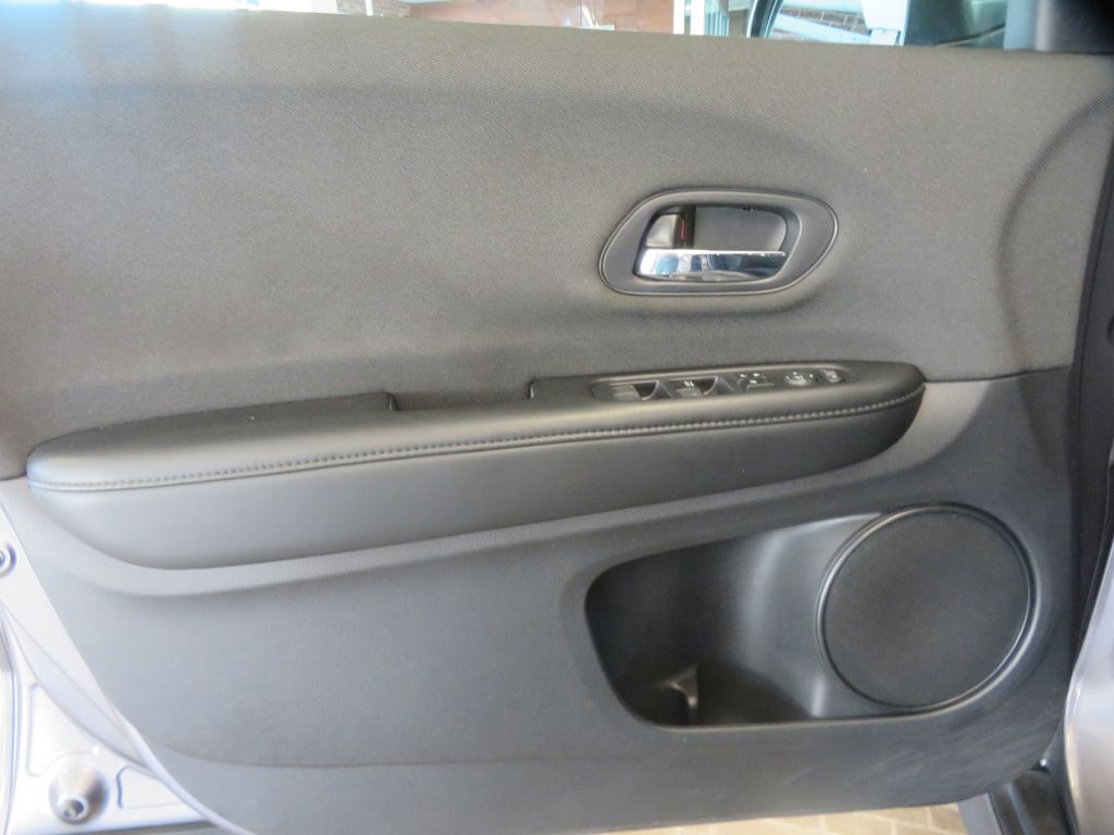 Photo 12 of this HONDA HR-V
