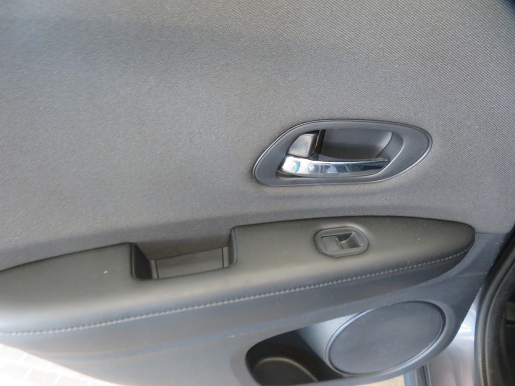 Photo 17 of this HONDA HR-V