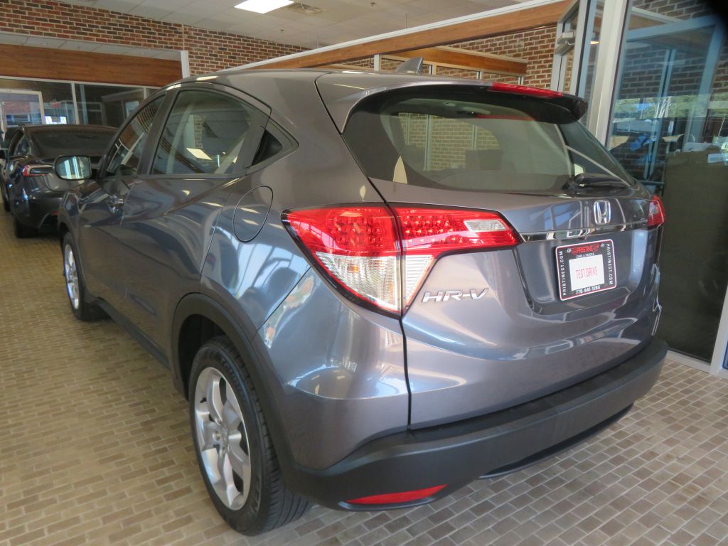 Photo 63 of this HONDA HR-V
