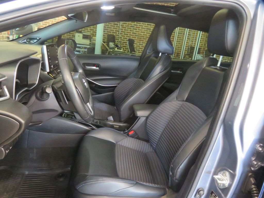 Photo 15 of this TOYOTA COROLLA