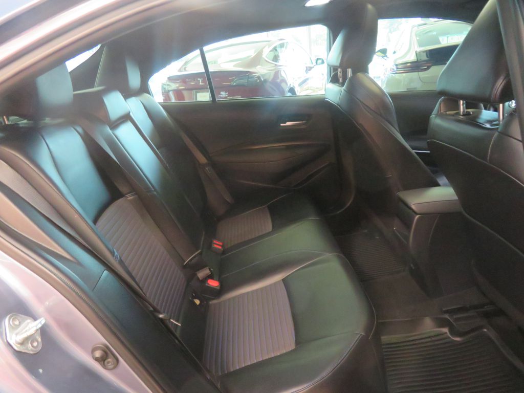Photo 21 of this TOYOTA COROLLA