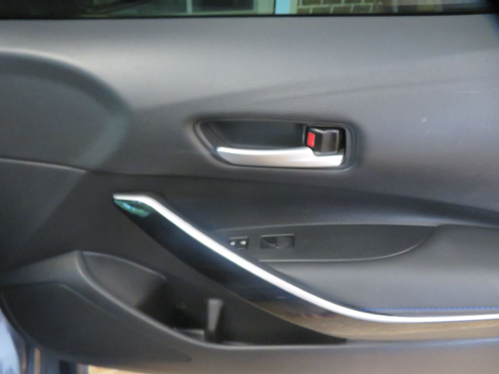 Photo 23 of this TOYOTA COROLLA