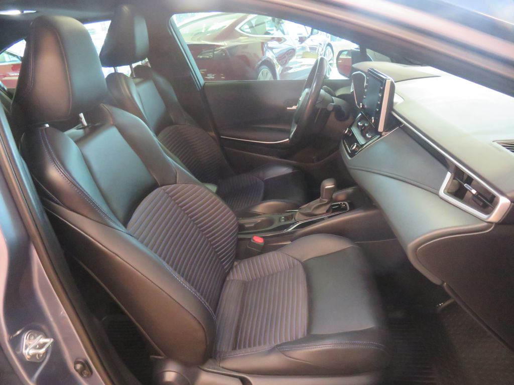 Photo 24 of this TOYOTA COROLLA