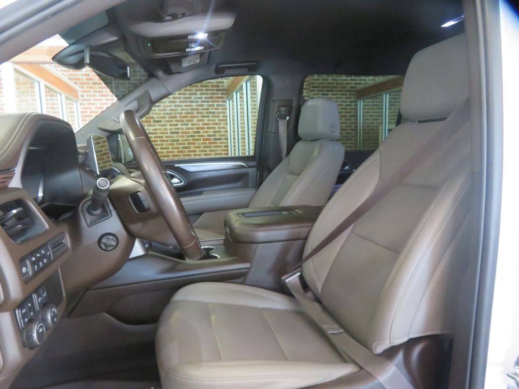 Photo 15 of this CHEVROLET SUBURBAN