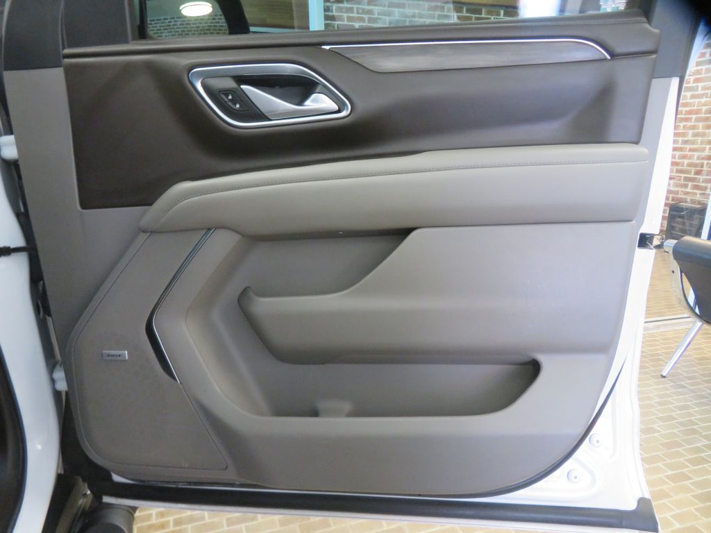 Photo 27 of this CHEVROLET SUBURBAN