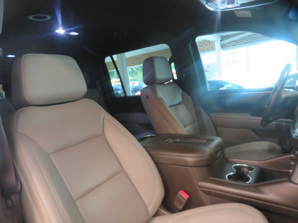 Photo 31 of this CHEVROLET SUBURBAN