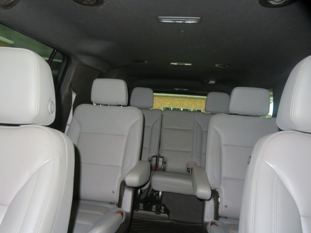 Photo 49 of this CHEVROLET SUBURBAN
