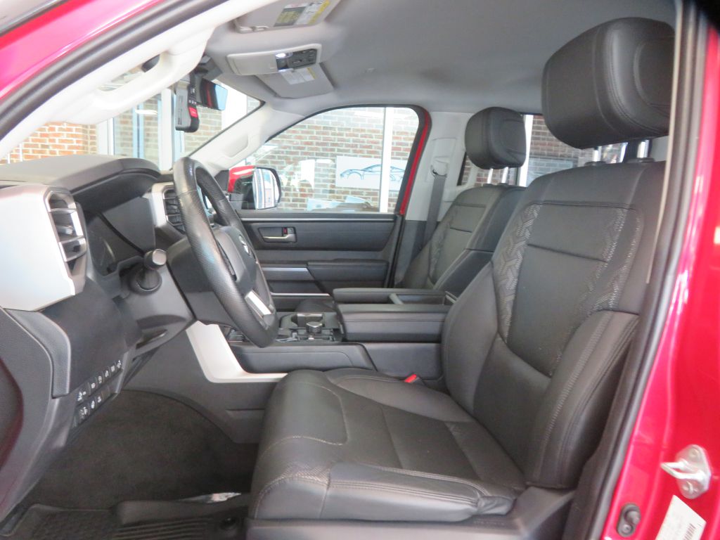 Photo 15 of this TOYOTA TUNDRA