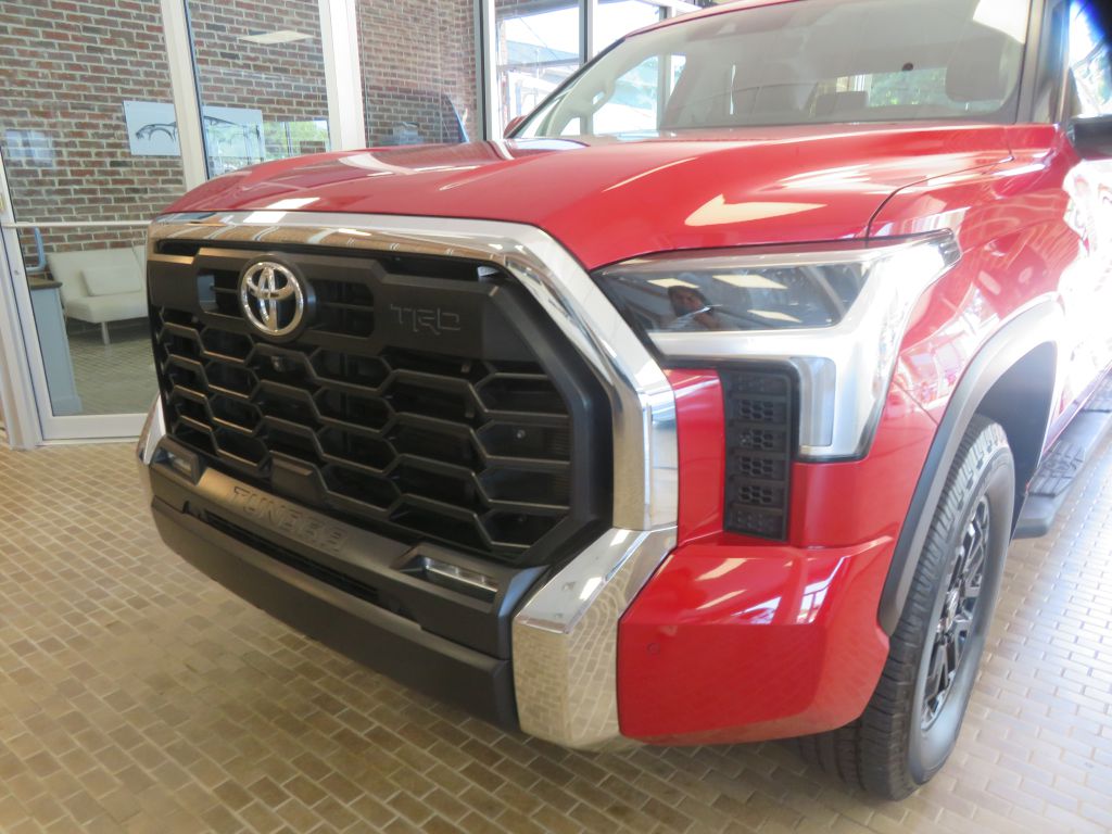 Photo 54 of this TOYOTA TUNDRA