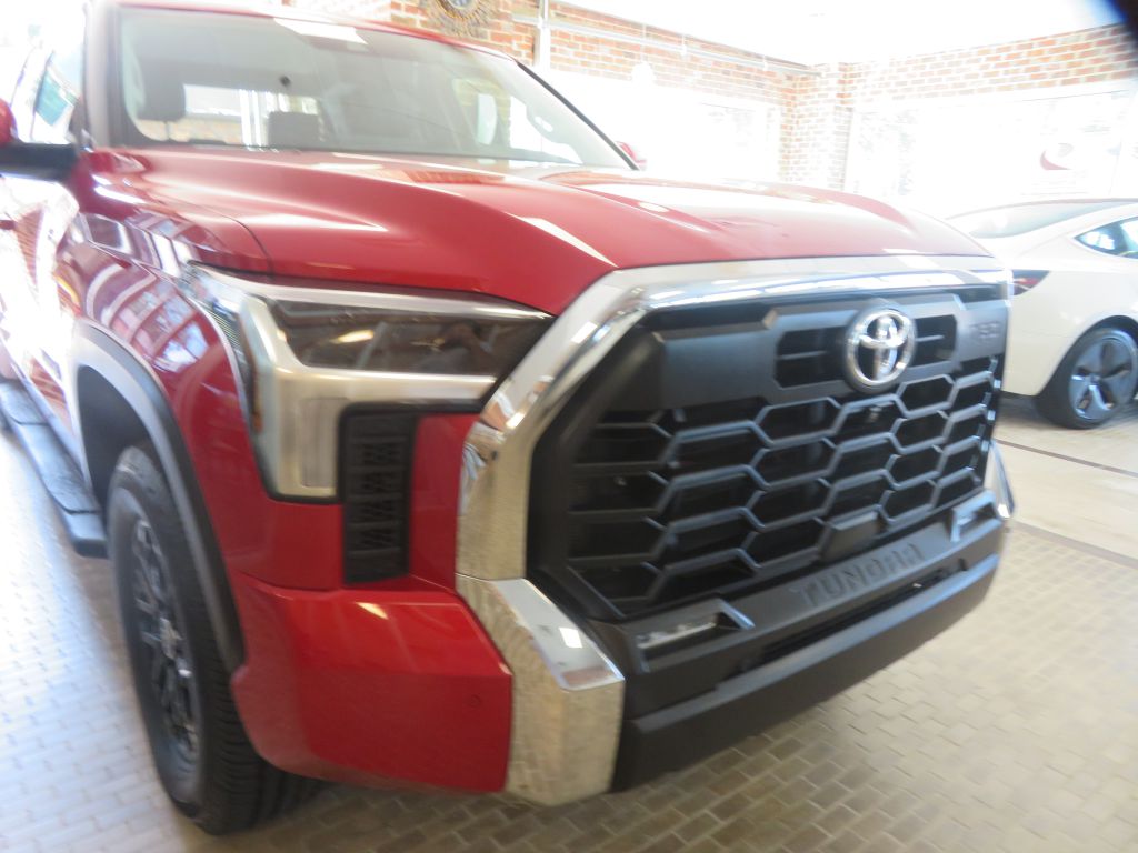 Photo 56 of this TOYOTA TUNDRA