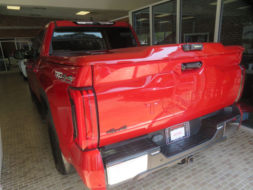 Photo 74 of this TOYOTA TUNDRA