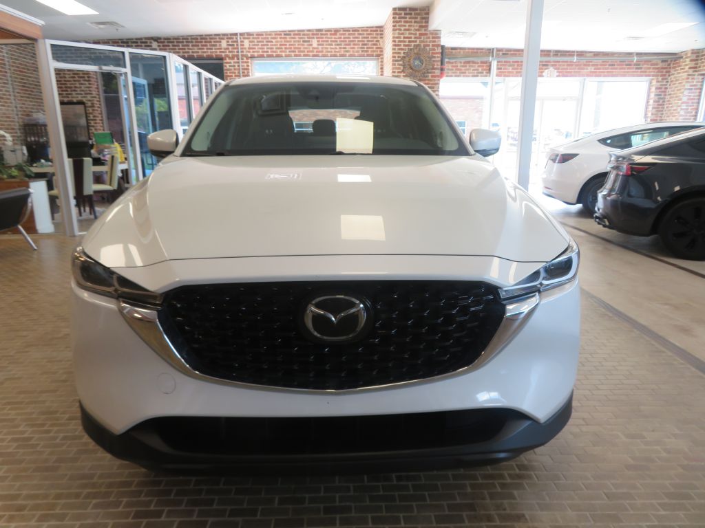 Photo 2 of this MAZDA CX-5