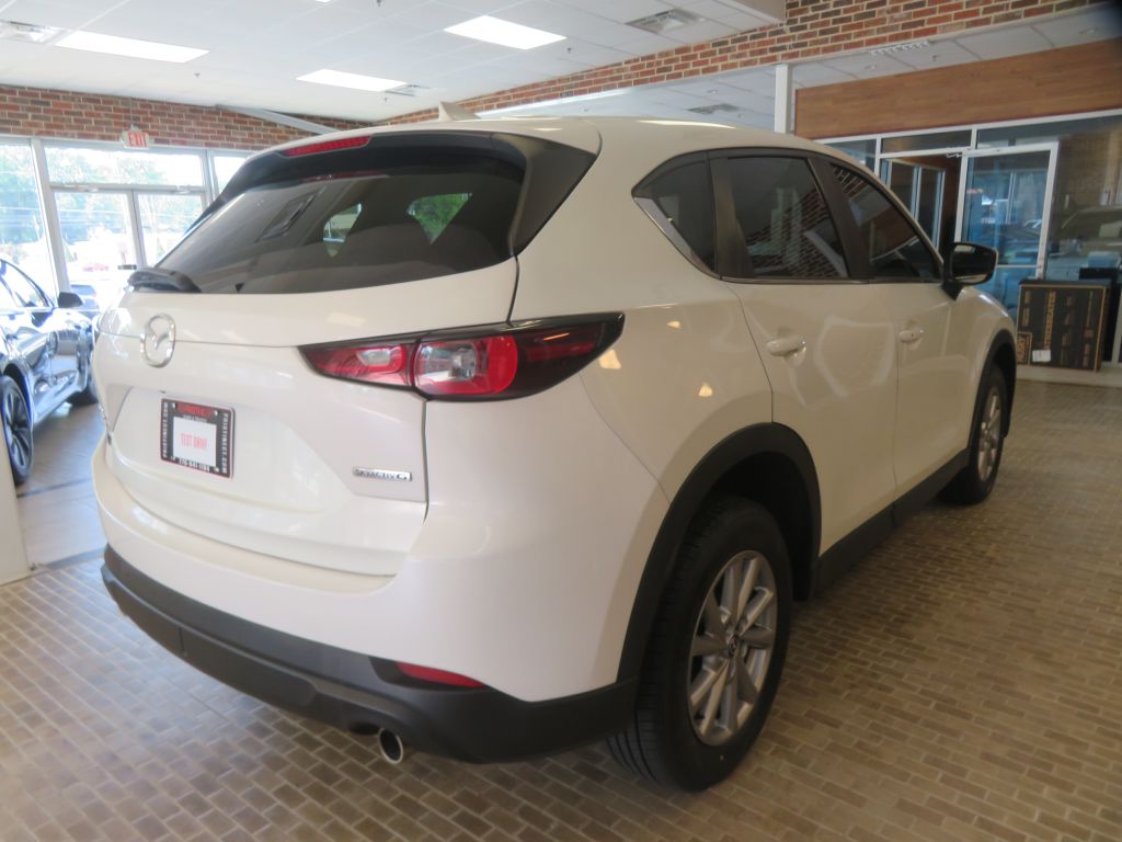 Photo 4 of this MAZDA CX-5