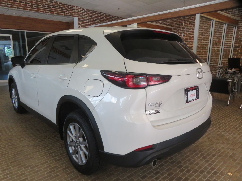 Photo 6 of this MAZDA CX-5
