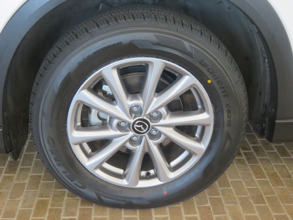 Photo 7 of this MAZDA CX-5