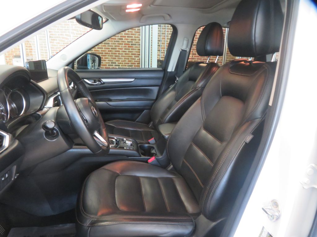 Photo 15 of this MAZDA CX-5