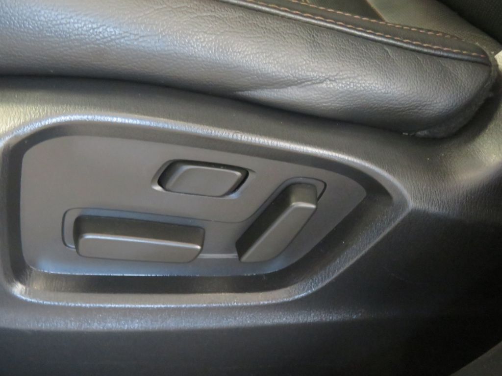 Photo 16 of this MAZDA CX-5